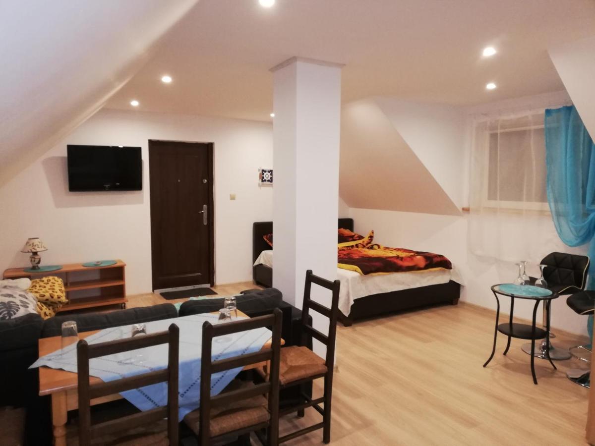 Villa Kaszubska Dolina Pieciu Stawow Wiele Esterno foto